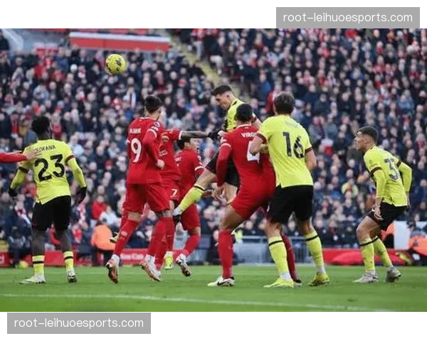 伯恩利高位逼抢效果有限 后防线退防速度不足导致失球 伯恩利高位逼抢效果有限 后防线退防速度不足导致失球